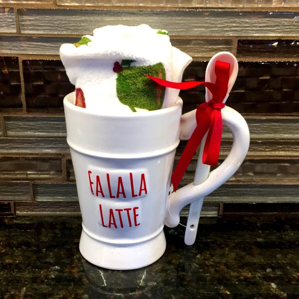 Holiday Latte Mug & Dish Towel Set